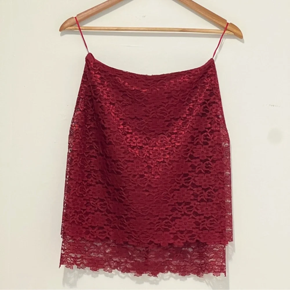 Reiss Elegant Red Lace Skirt - Picture 6 of 7